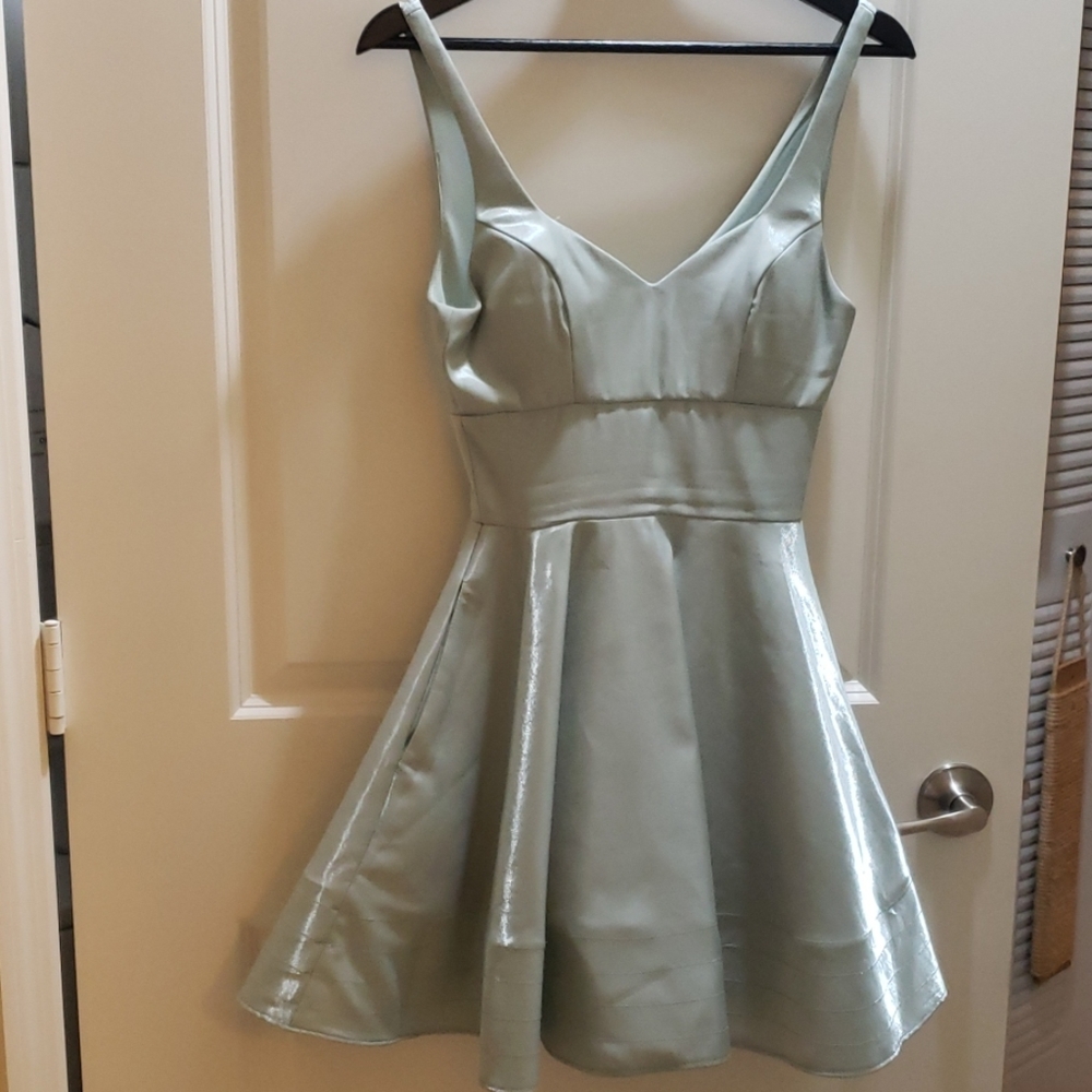 Seafoam green metallic Dress - Picture 2 of 6